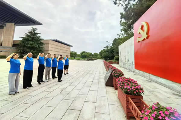 1781073188650.jpg 新闻=南湖红船承使命 水乡古镇铸精神|江苏创盛红色之旅圆满收官03.jpg
